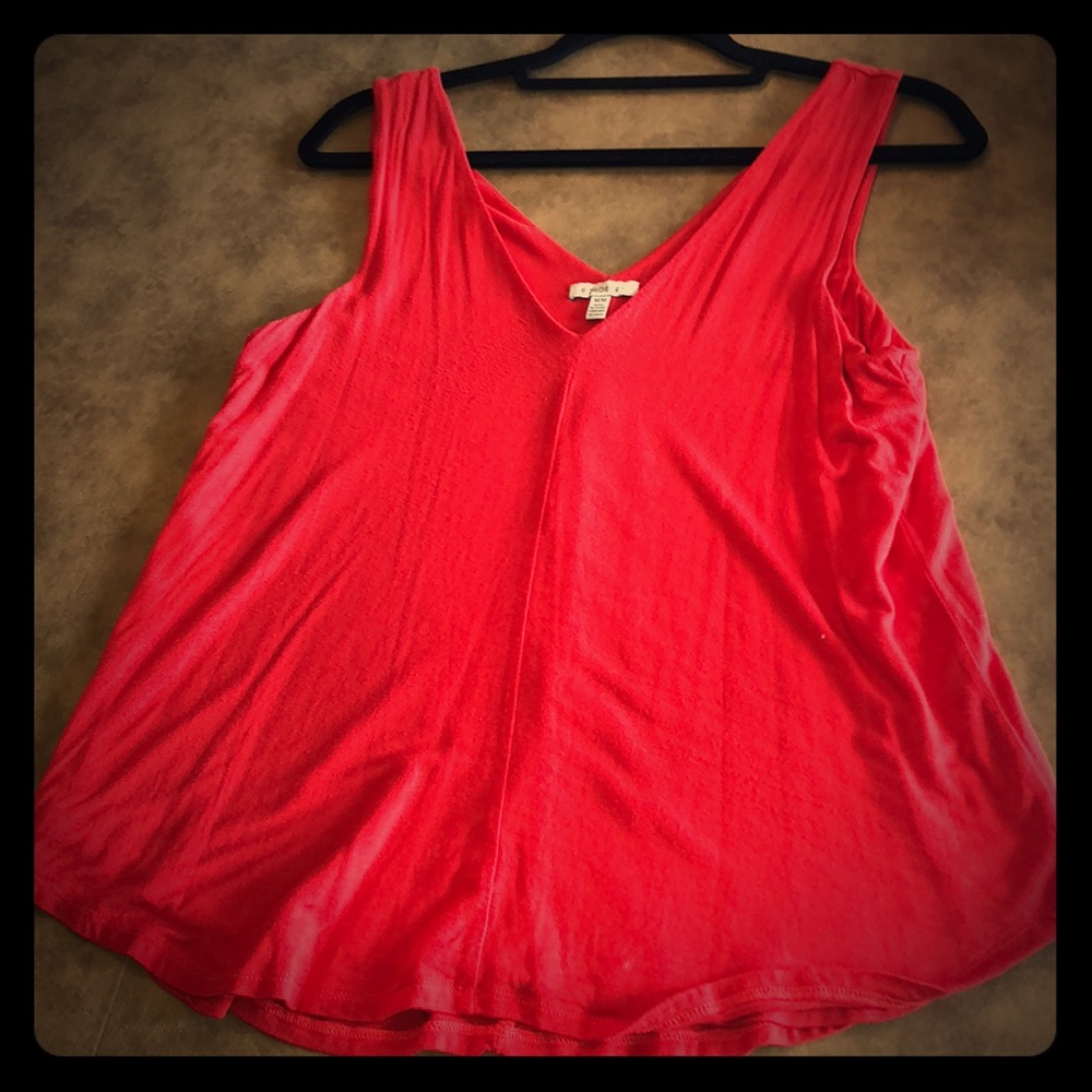 Sleeveless top